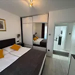 Apartamento In 50