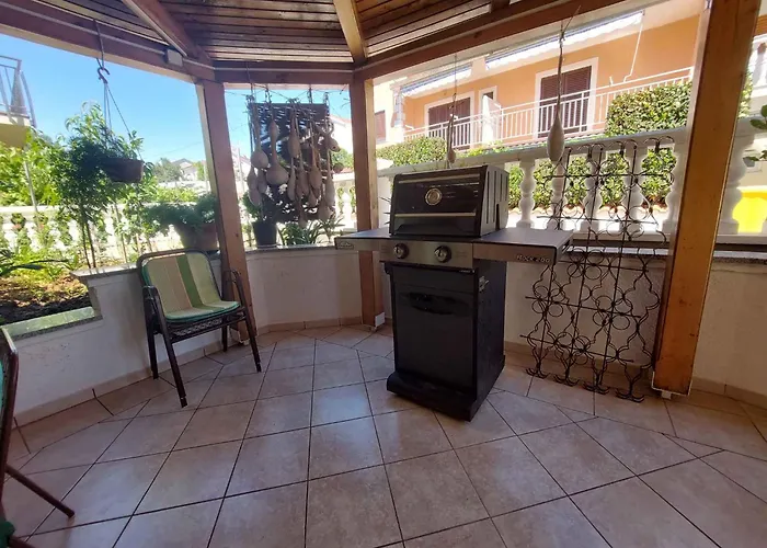Apartament In 50